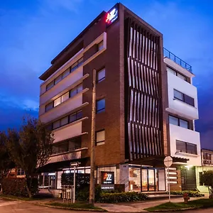 Az 4* Bogotá