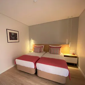 Cardeal & 4* Distrito de Faro
