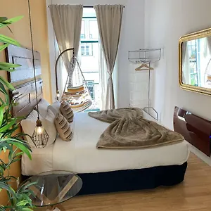 Old Town Lx Guest house